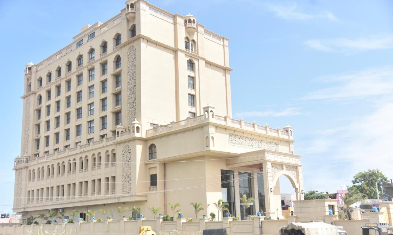 Hotel Lemon Tree Premier, Dwarka Exterior foto